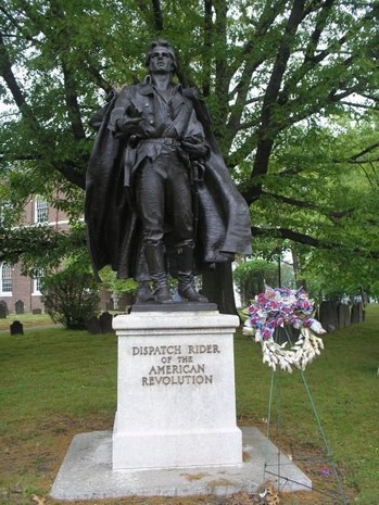 "Dispatch Rider of the American Revolution," photograph from National War Memorial Registry at http://www.nationalwarmemorialregistry.org/memorials/dispatch-rider-of-the-american-revolution-memorial/.