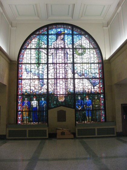 Stained glass window by Grant Wood to commemorate veterans of various wars