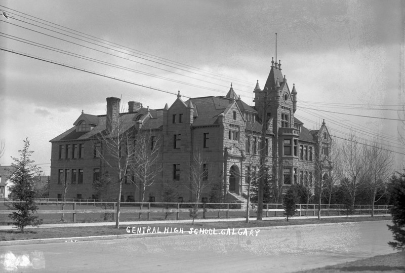 Black and white image of grand sandstone building