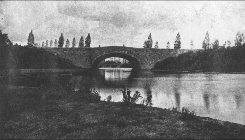 This image shows the Agassiz Bridge, created by Frederick Law Olmsted from 1878-1884. Image courtesy of Harvard Graduate School of Design Loeb Library 
http://id.lib.harvard.edu/via/olvsite19921/urn-3:GSD.loeb:4514177/catalog.