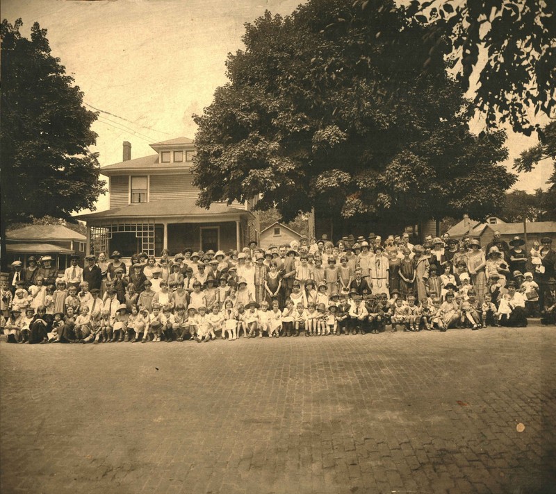 Congregation in the summer of 1924, on Main Street opposite of the church.