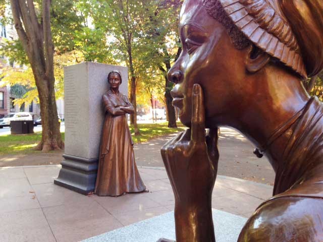 Phillis Wheatley's Statue closeup