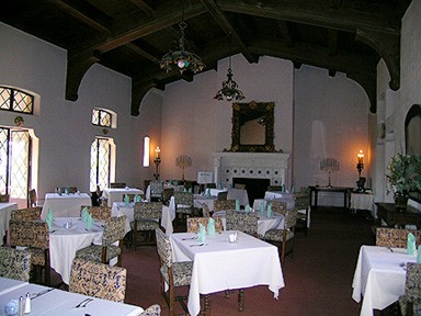 Dining room (2004)