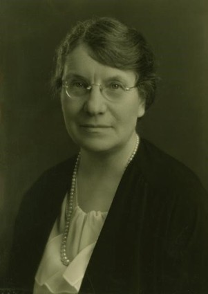 From 1944 to 1946, Dr. Agnes Wells lived in the Millen House, then called "Wellswood". Since 1919 she had acted as Dean of Women at IU and a professor of mathematics and astronomy, serving as administrator, educator, and avid equal rights activist.