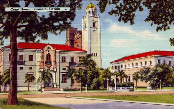 This postcard appears to date back to the era when the courthouse was constructed.