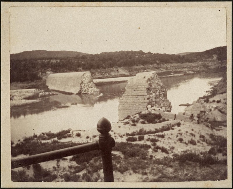 The first Austin Dam after being destroyed in a flood in 1900.