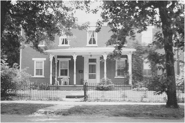 Miller Home in the 1970s. Courtesy of http://www.lostvillageofbarboursville.com/