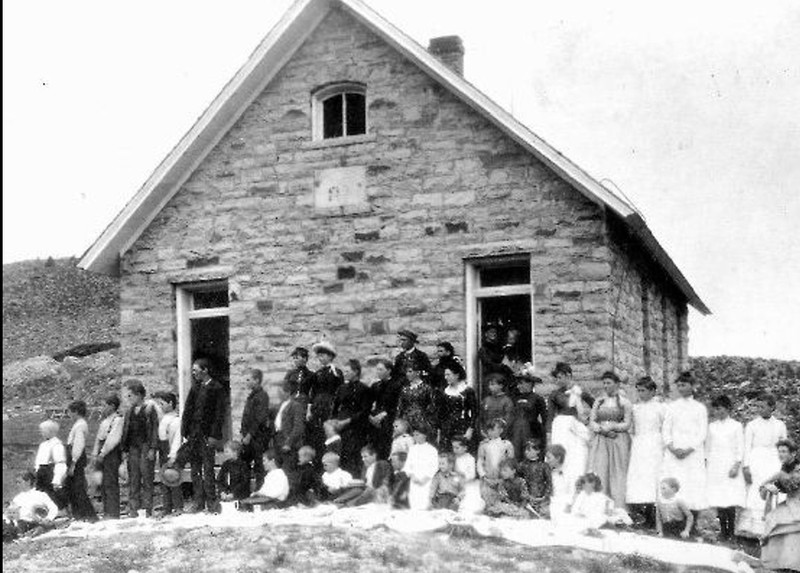 Highland School at Stout, 1889. (Courtesy of the Fort Collins Public Library)