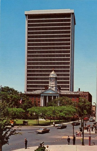 Hartford Bank and Trust Building, 1960s. The historic Old State House is located in the foreground.