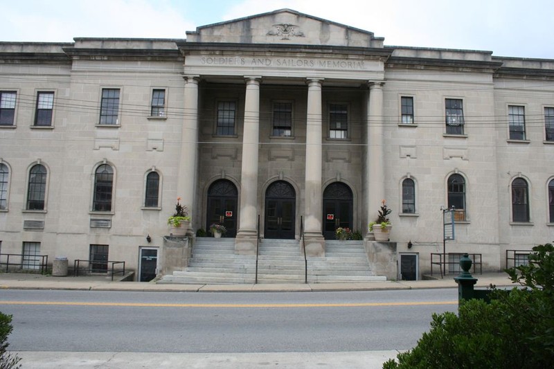 The Soldiers and Sailors Memorial Building was constructed in 1932 at a cost of $73,600. Image obtained from Locations Hub. 