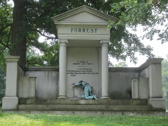 The famous Forrest Memorial was designed by Rudolf Schwarz and features a prostrate woman in elegant detail.  