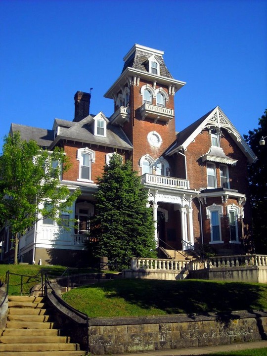 The Jonathan M. Bennett House was constructed in 1875 and was designed in the Riverboat Gothic style. Image obtained from the Louis Bennett Public Library.