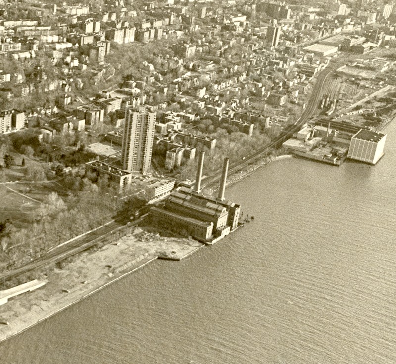 Water, Building, Water resources, Skyscraper