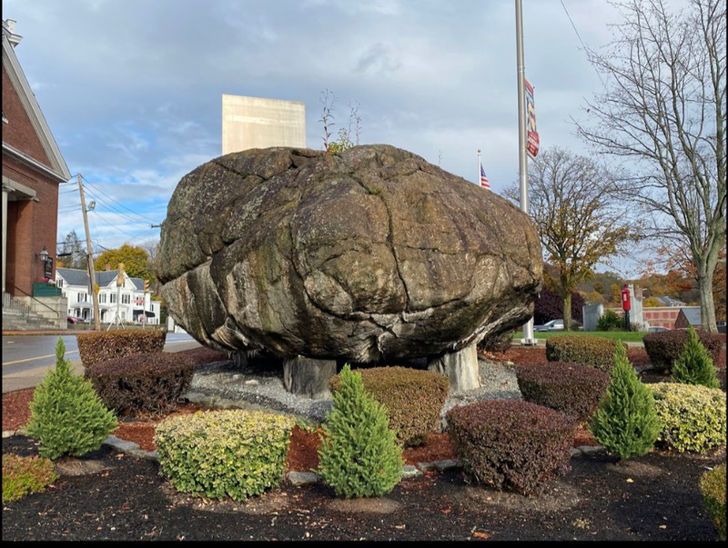 A recently taken photo of the Rollstone Boulder. This photo was taken by the rear of the Boulder. 