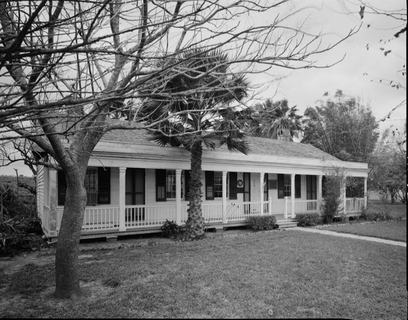 View of Neale House looking northwest in 1979 photo by Bill Engdahl (HABS Survey TX-3282)