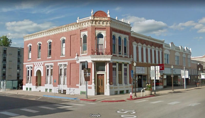 Recent image of the Council Grove National Bank from Google.com 