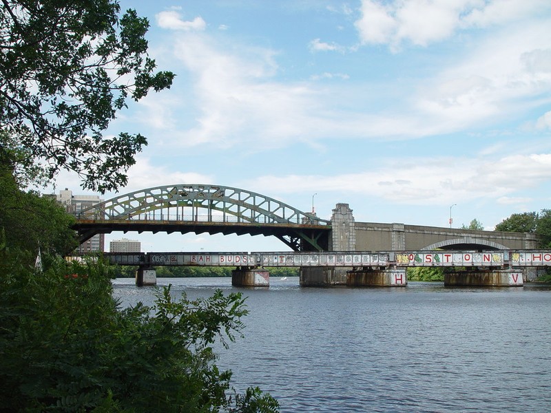 Current picture of the BU Bridge and Railroad from the Charles River 