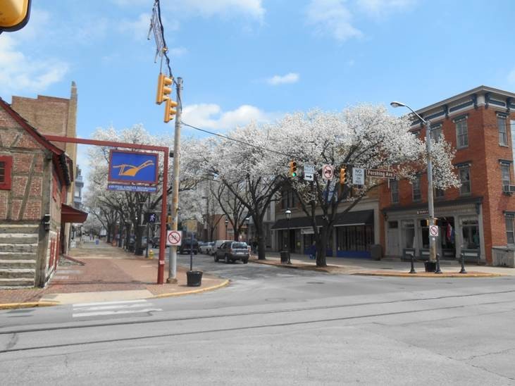 The Golden Plough Tavern, today, as seen from the northwest corner of Pershing and Market.