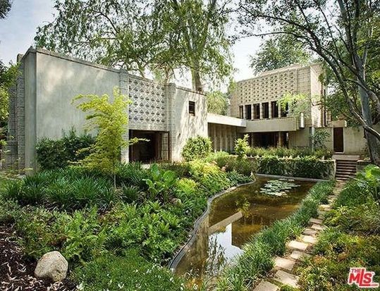 Exterior, Millard House, Pasadena.