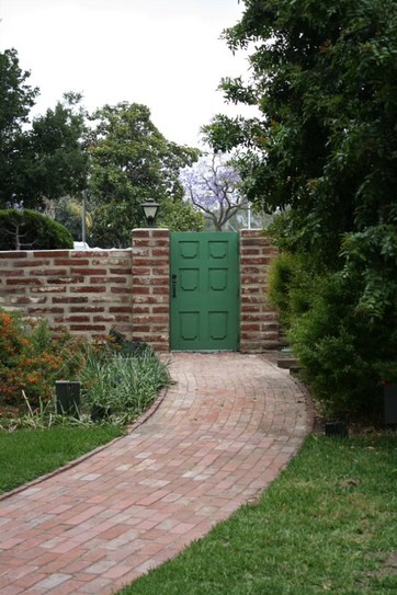 Brick Pathway (heading toward Country Club gate)