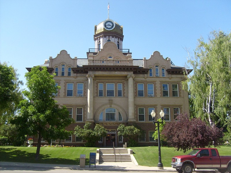 Built in 1907, Fergus County Courthouse continues to serve as the seat of county government.