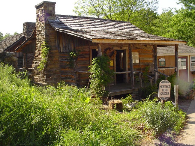 Building/Cabin at the center. 