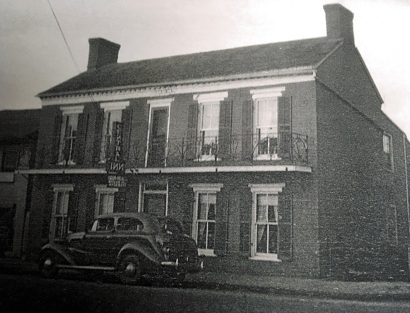 Central Inn showing the metal balcony. Photo courtesy of Greenbrier Historical Society.