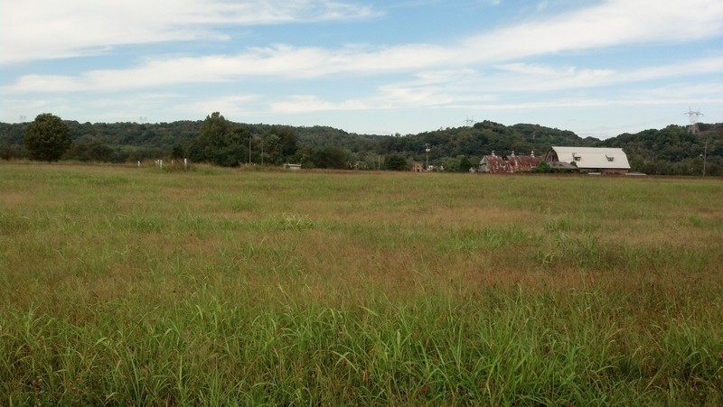 From Ohio River Road toward former Lakin Industrial School for Colored Boys