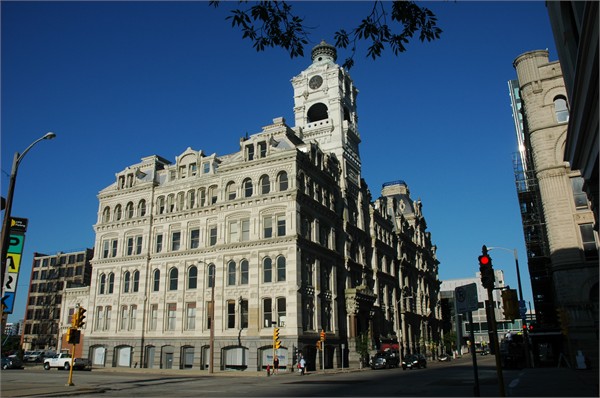 Mackie building street view. Photo credit: Wisconsin Historical Society