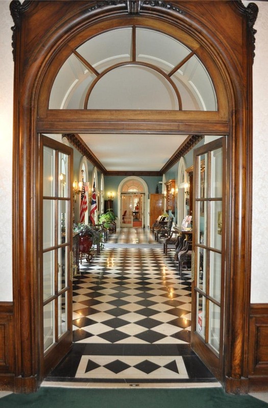 The main hall of Coulby Mansion. Source: KAS Interior Design