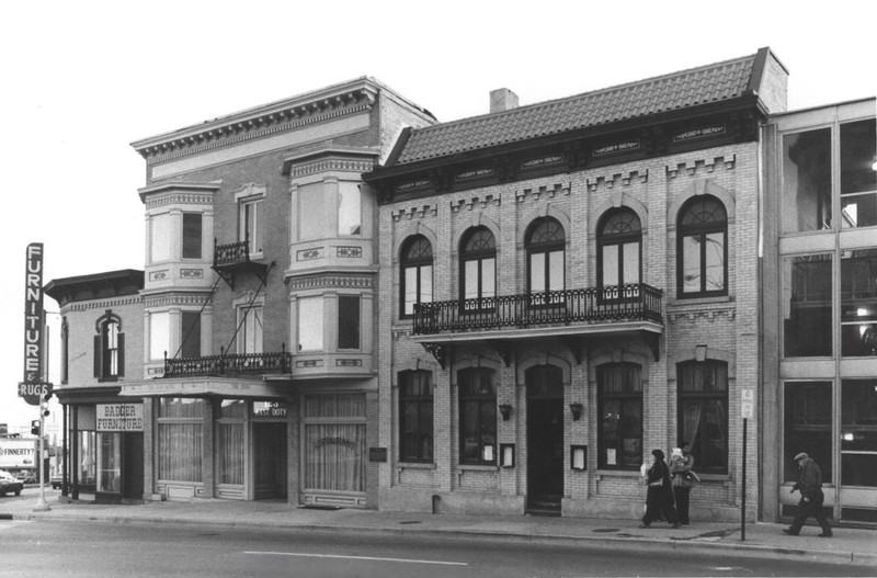 1977 photo of Fess Hotel, 123 on left, 121 on right, view from west, by Jeff Dean