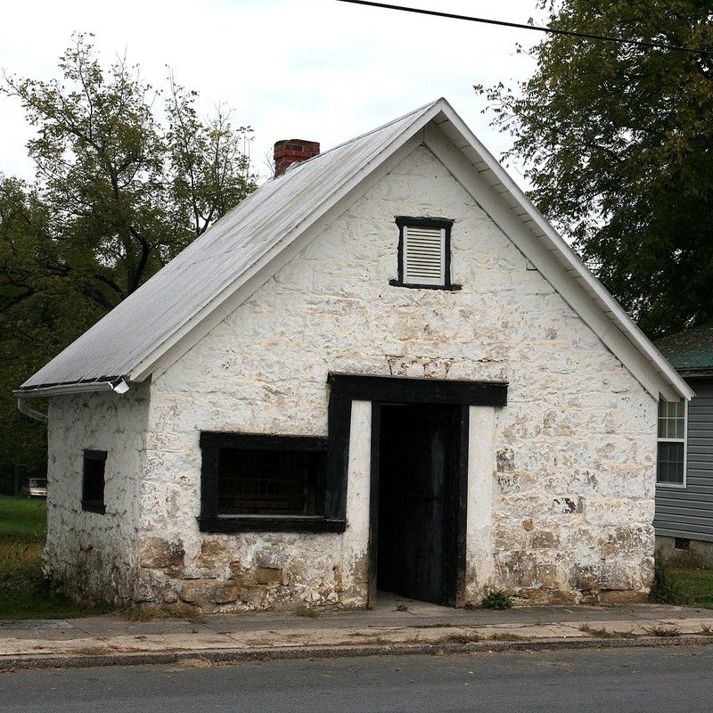  This building used to house a family Blacksmith shop, until the town bought it and used it as the town's jail. 