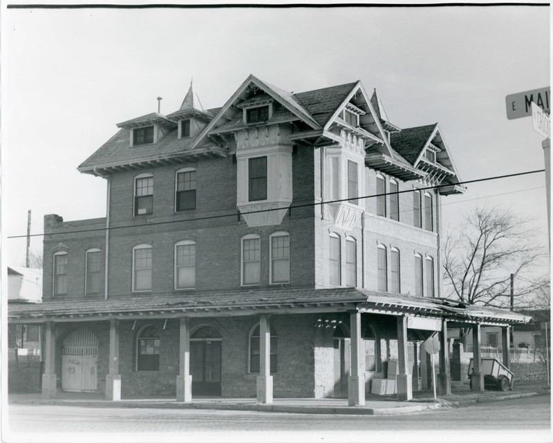 E.M. Kohl Building in 1976 Northwest side. 