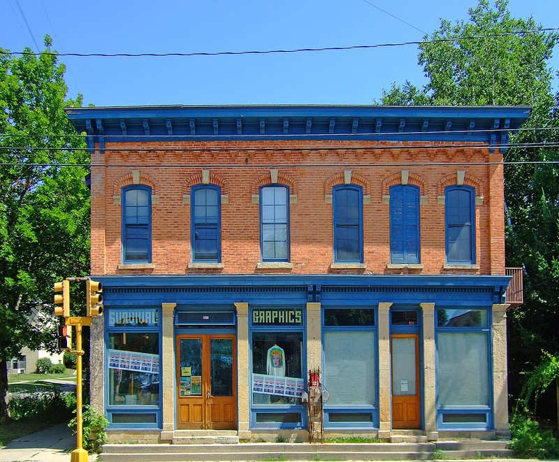 Front of Biederstaedt Grocery in 2009 photo by James Steakley