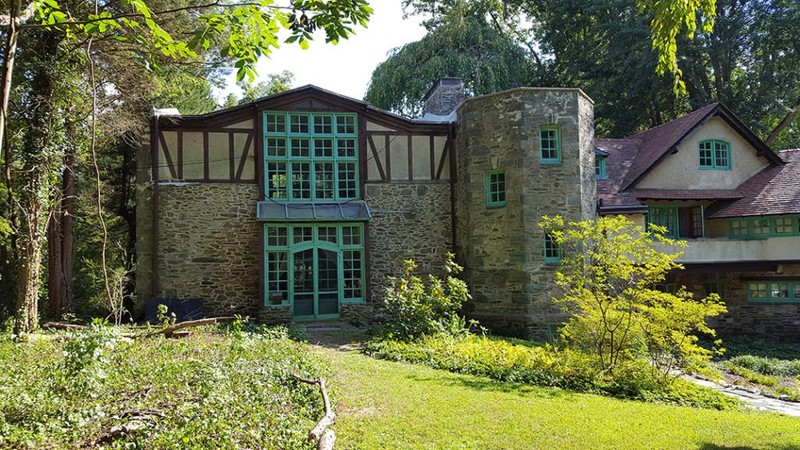 The Thunderbird Lodge with the former art studios on the left, octagonal staircase center, and residence on the right.  