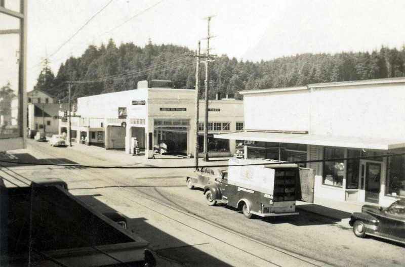 Vehicle, Building, Tire, Wheel