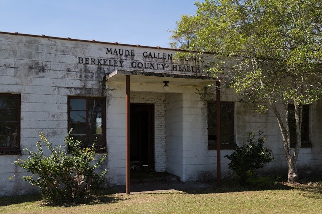 A picture of the exterior of Maude Cullen's health clinic today. 