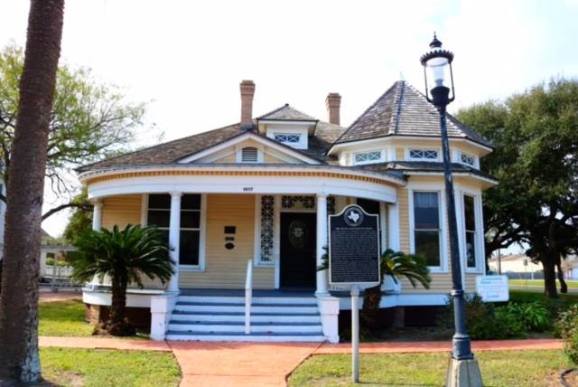  Instituto De Cultura Hispánica De Corpus Christi housed within the Julius Lichtenstein House in Heritage Park