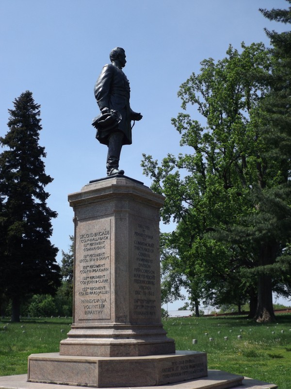 Plant, Sky, Pedestal, Statue