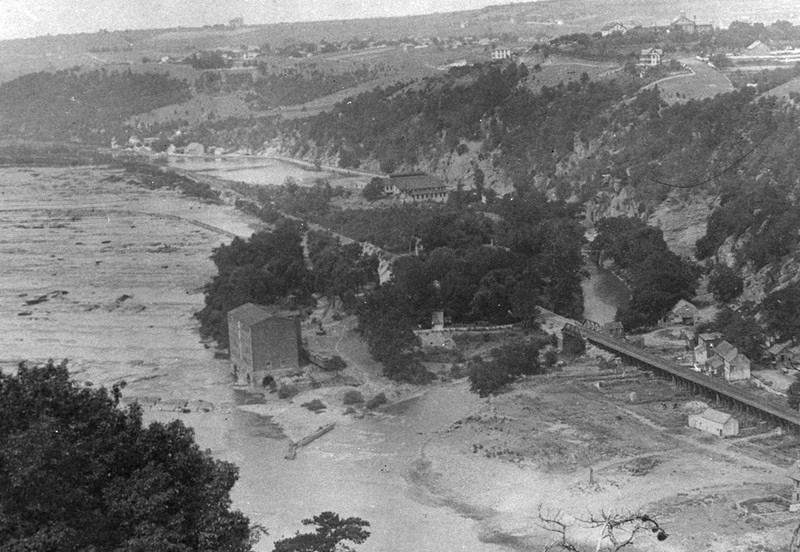 Water, Black-and-white, Terrain, Landscape