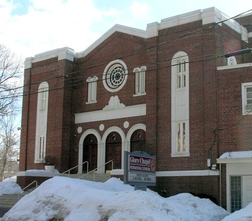 Agudas Achim Synagogue was built in 1928 and is now Glory Chapel International Cathedral.