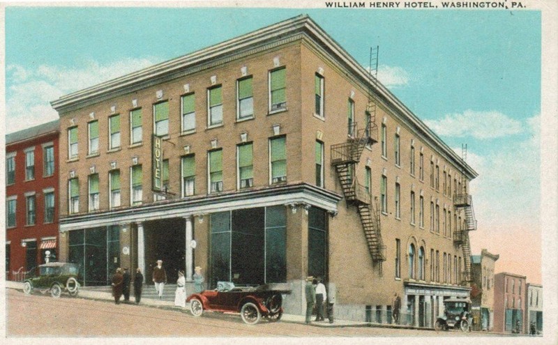 Postcard of the William Henry Hotel.