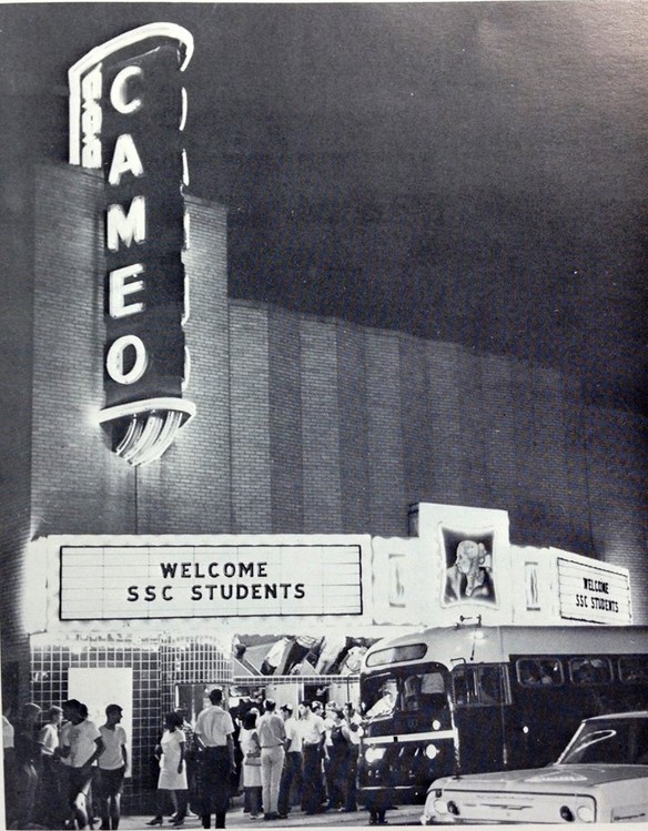 The Cameo welcomes Southern State College students (now Southern Arkansas University)
Circa 1960s.