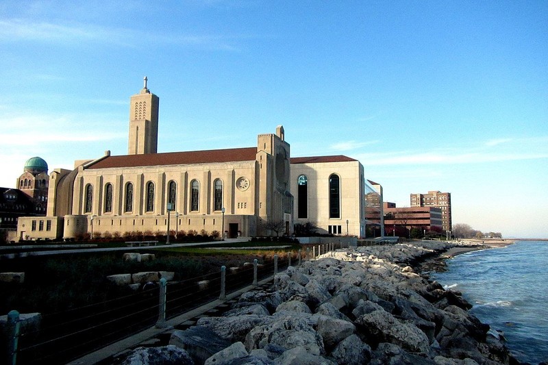 Shoreline image of Madonna Della Strada Chapel at Loyola University Chicago.