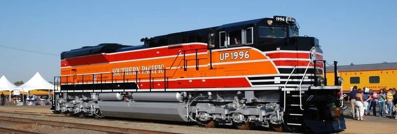 Union Pacific heritage unit based on the design of a well-known Southern Pacific passenger carriage.