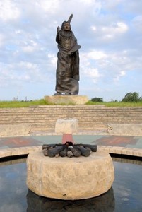 22 foot bronze statue of Ponca Chief Standing Bear 