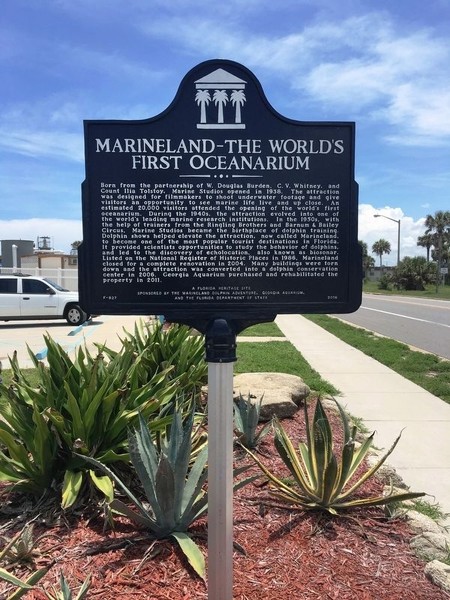 Marineland's historical marker describing the history of this amenity. 