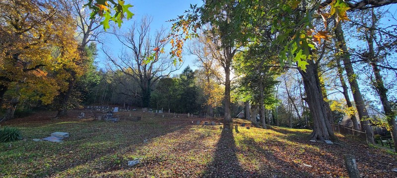 Old Hill-Arnold Cemetery from entrance