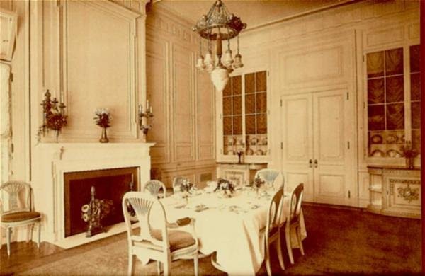 Dining room. Library website. 
