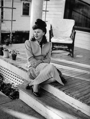 Sitting, Porch, House, Actress, Black, White, Steps 